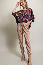 Load image into Gallery viewer, Satin Printed Dolman Sleeve
