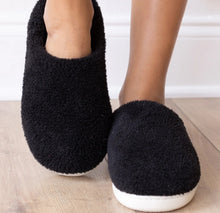 Load image into Gallery viewer, Fuzzy Slippers
