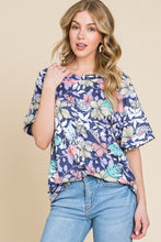 Load image into Gallery viewer, Floral Relaxed Top
