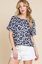 Load image into Gallery viewer, Animal Print Top
