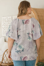 Load image into Gallery viewer, PLUS Lavender Floral Puff Sleeve Top
