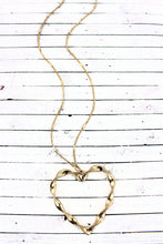 Load image into Gallery viewer, Twisted Heart Pendant Necklace
